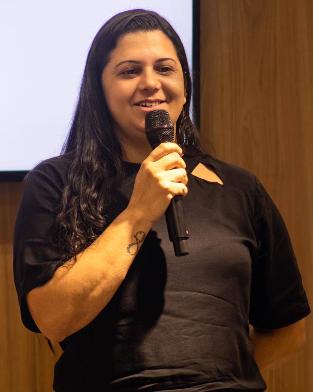 Milena Araújo - Diretora da UNINOVARE